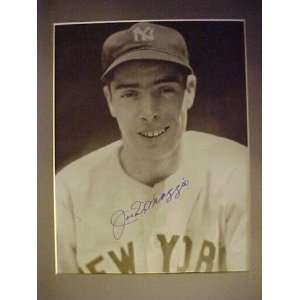 Joe Dimaggio New York Yankees Autographed 11 X 14 Professionally 