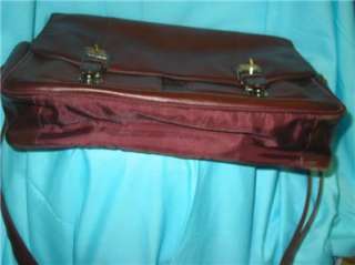 WILSONS LEATHER BURGUNDY LEATHER BRIEFCASE http//www.auctiva 