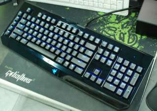 Razer BlackWidow Ultimate Gaming PC US Keyboard w Light + Mouse Pad