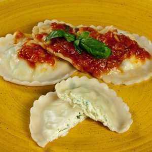 Ricotta Cheese and Spinach Ravioli   Handmade, Frozen   3 dozen, 36 