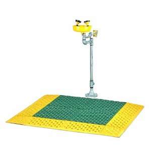 Wearwell PVC 465 Slip Resistant Emergency Shower Mat with 6 Beveled 